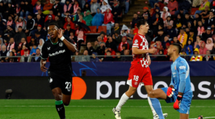 Los errores vuelven a condenar al Girona contra el Feyenoord en Champions League