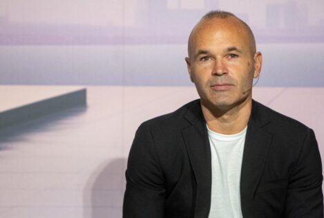 Andrés Iniesta anuncia que se retira del fútbol: «Hubiese jugado hasta los 90 años»