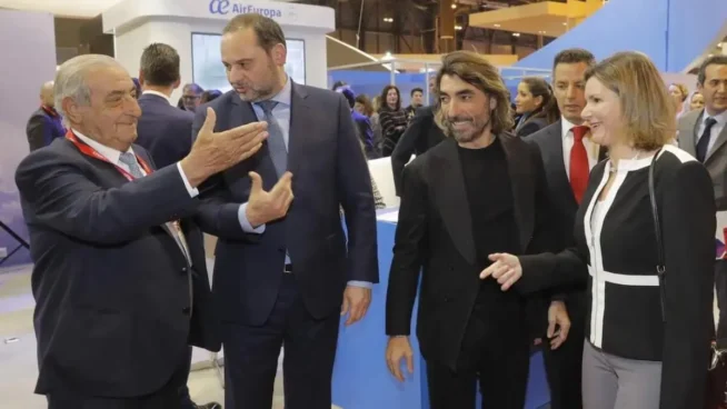 Javier Hidalgo se enfrentará a un delito penado con un año de prisión si planta al Senado