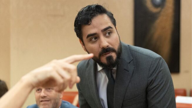 La Fiscalía del Supremo pide imputar a Alvise por «incitar» a desórdenes públicos en Ferraz