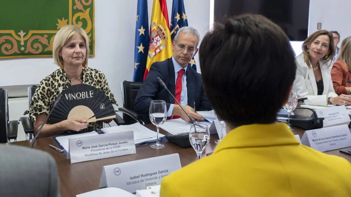 El Gobierno se inventa un grupo de trabajo para no hablar de financiación con los municipios