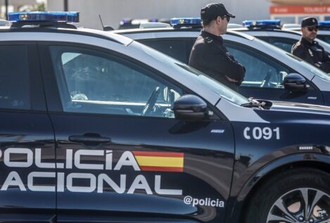 Dos detenidos y más de 2.260 plantas y esquejes de marihuana intervenidos en Almería