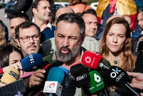 Abascal acusa a Yolanda Díaz de encubrir el 'caso Errejón' y pide su dimisión