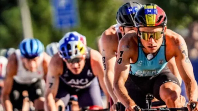 Mueren dos deportistas durante el Mundial de Triatlón en Torremolinos (Málaga)