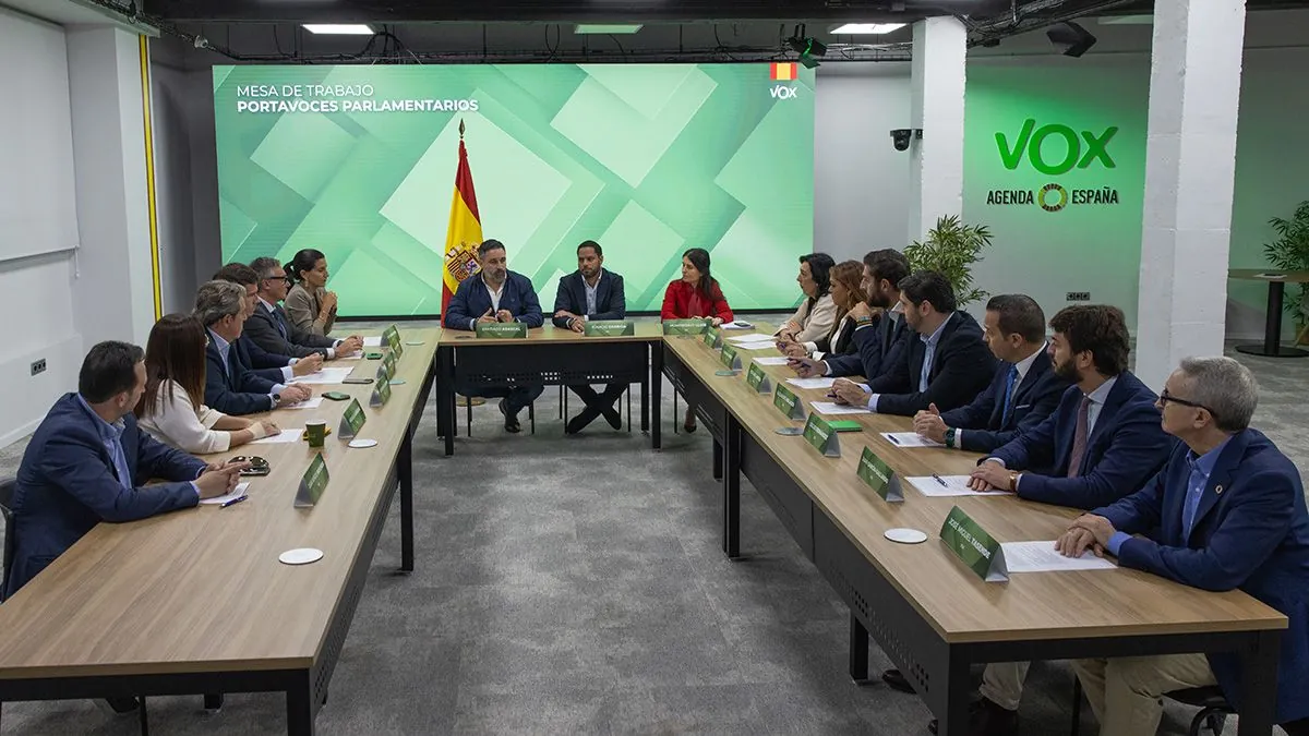 Vox exige al PP que expulse a los menas para aprobar sus presupuestos autonómicos