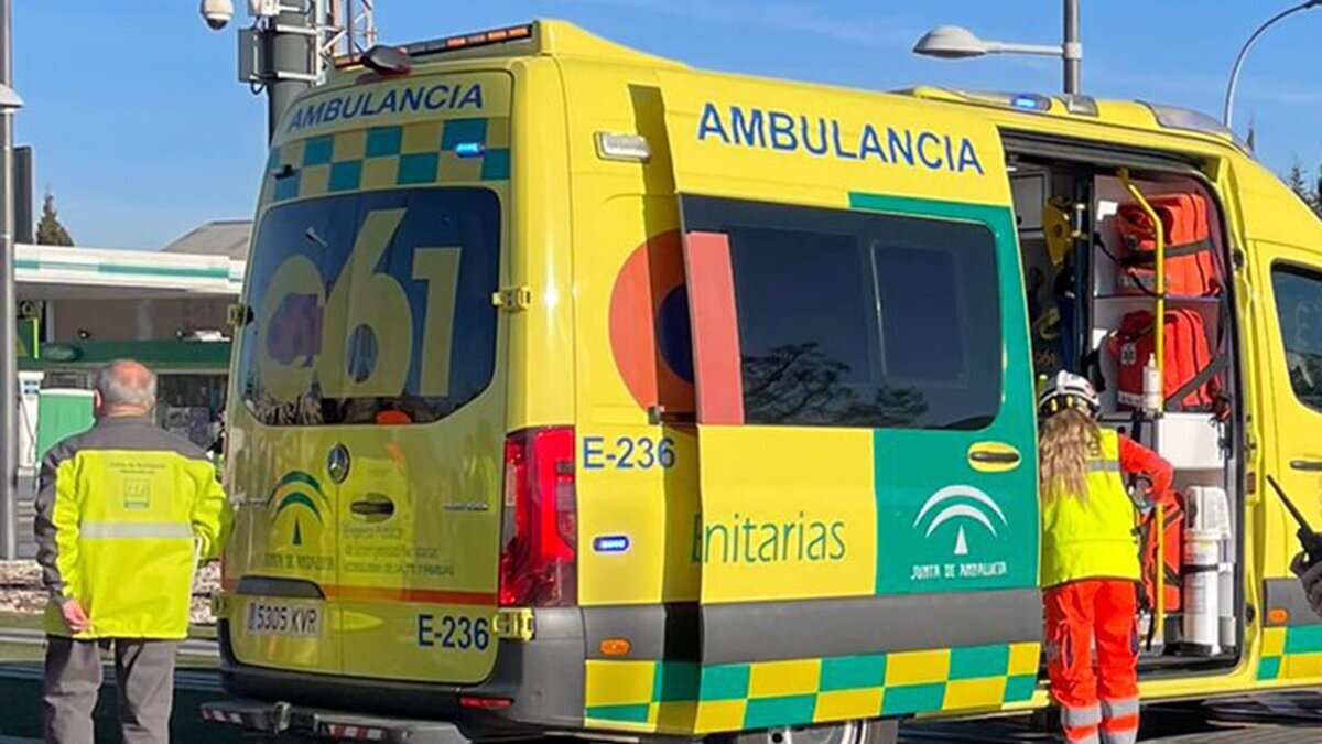 Muere un trabajador al ser arrollado por una máquina en Las Cabezas de San Juan (Sevilla)