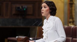 Una diputada del PSOE critica a Ferraz: «No queremos un partido que sirva a la cosa nostra»