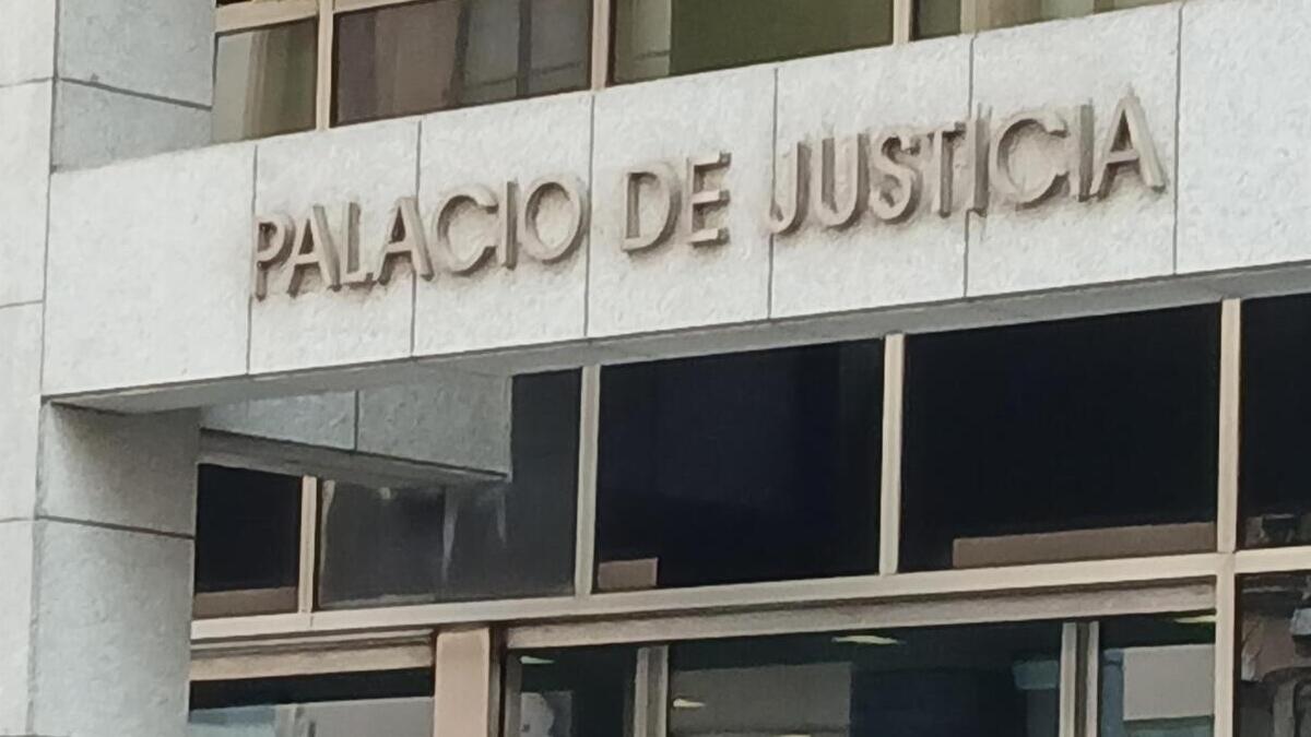 Condenado a 21 años de cárcel por intentar quemar viva a su pareja en una lonja en Bilbao