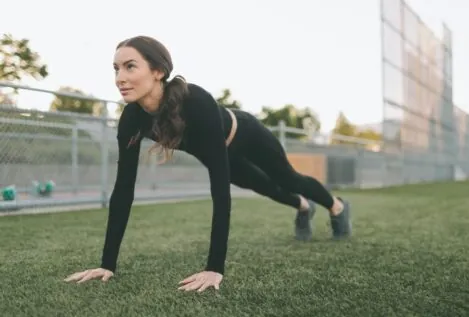 Beneficios de hacer flexiones y cómo hacerlas correctamente