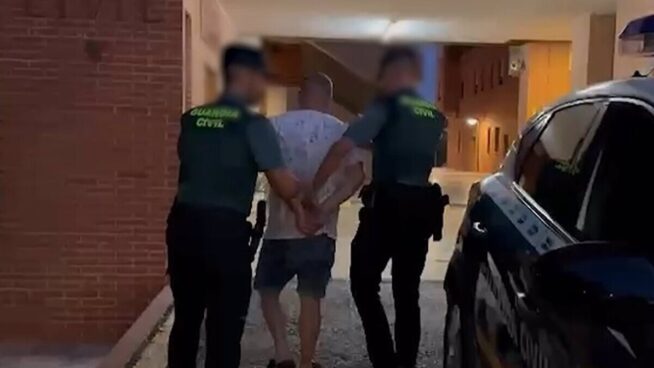 El detenido en Benifayó (Valencia) acusado de envenenar a un amigo lo trasladó a un hospital