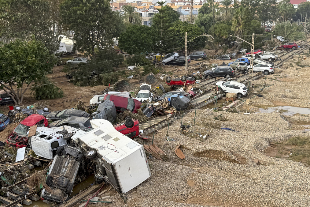 El alcalde de Alfafar asegura que hay gente «conviviendo» con fallecidos en sus viviendas