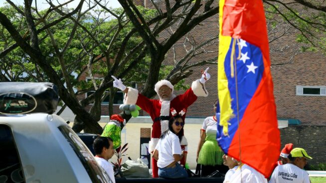 El 'Grinch' de la economía arruina la Navidad adelantada en Venezuela