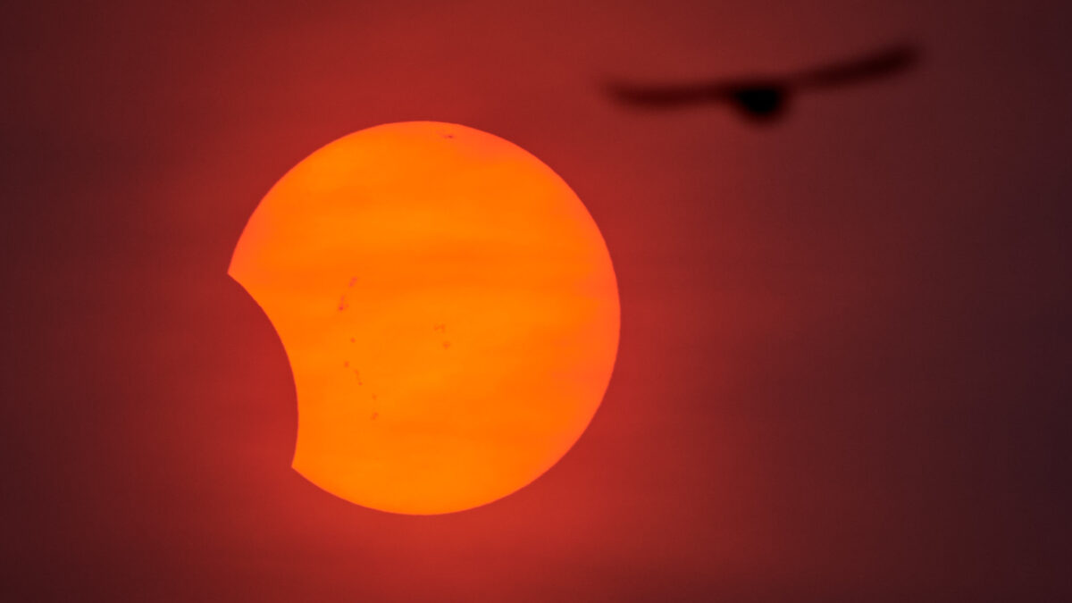 Un triple eclipse traerá una ola de turistas extranjeros a España desde 2026