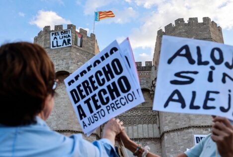 Una manifestación sobre el derecho a la vivienda toma las calles de Valencia