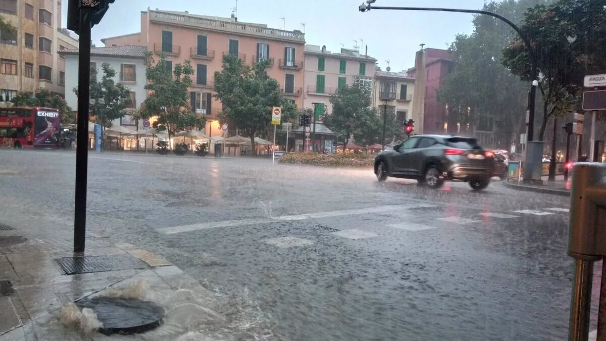 La DANA azota Mallorca: numerosas carreteras cortadas y más de 70 incidentes por las lluvias