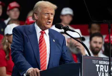 Trump defiende que Harris tiene «un trastorno» y asegura que es «una incompetente»