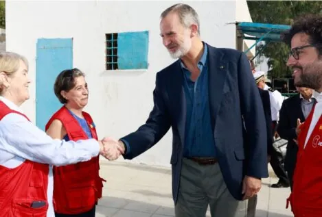 Felipe VI denuncia a los que «deciden terminar vidas para modificar fronteras»: «Inaceptable»