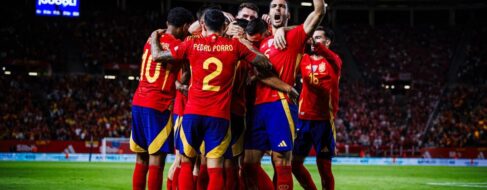 España celebra el 12 de octubre como líder de la Nations League