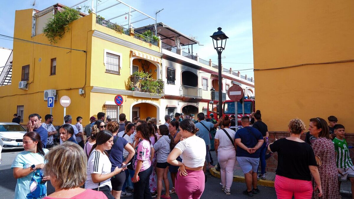 Guillena (Sevilla) despedirá este lunes a la familia fallecida en el incendio de su vivienda