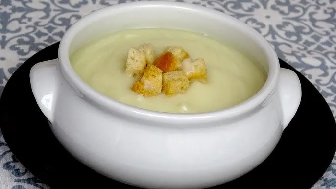 Crema de coliflor. 
Recetas Anita YouTube