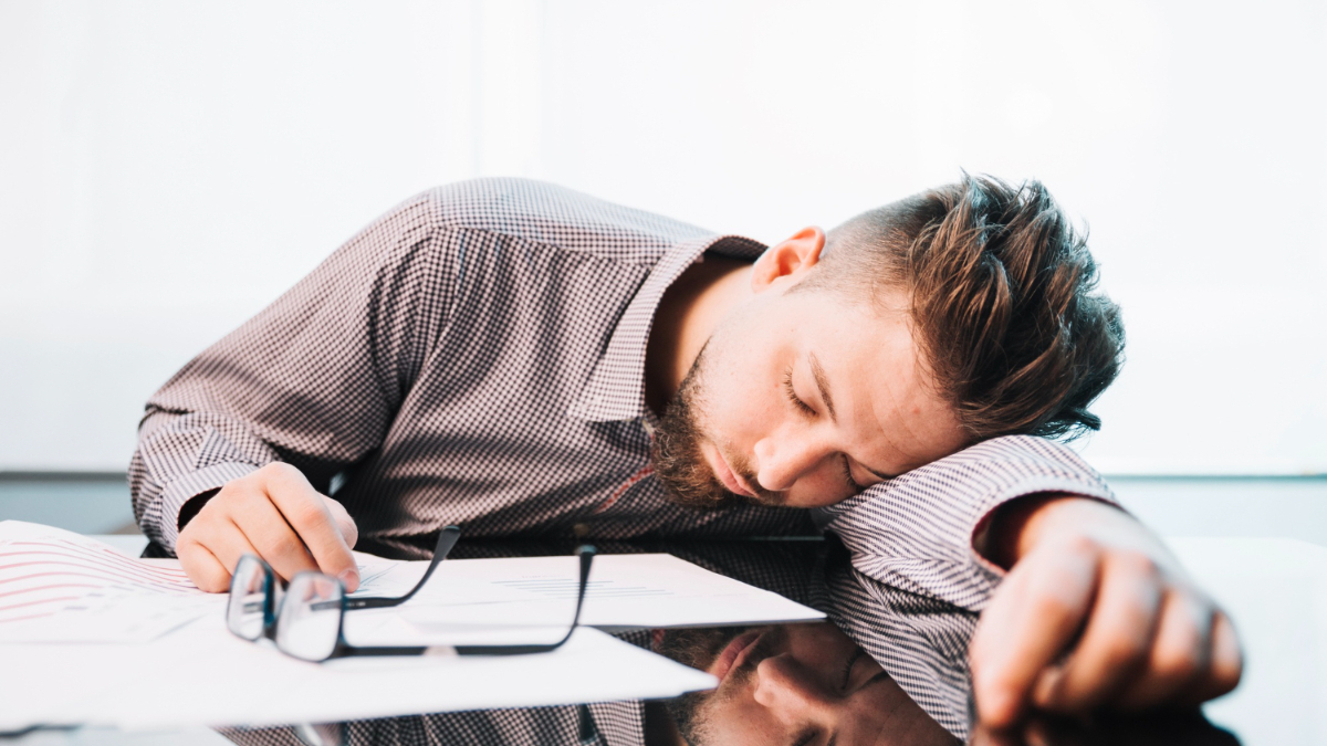 Qué es el inemuri, la siesta que los japoneses se echan en el trabajo, y cuáles son sus beneficios