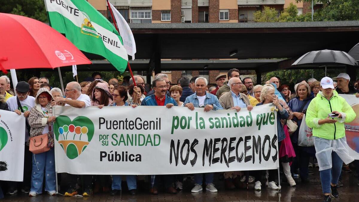 El PSOE exige a Moreno dar «un paso atrás en la privatización» de la sanidad pública andaluza