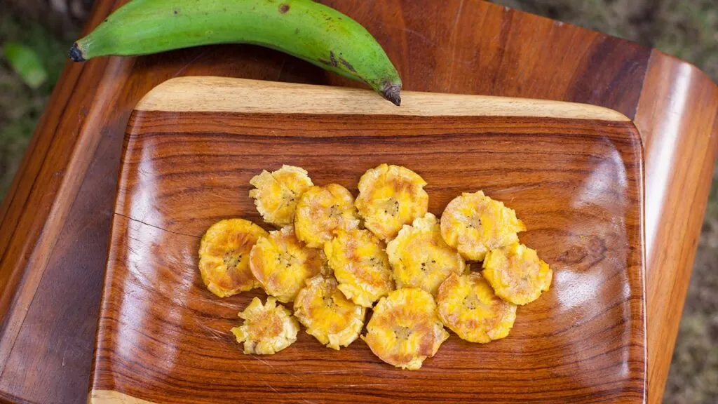 Tostones: Allrecipes México (YouTube)