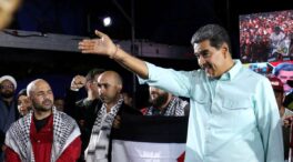 Maduro acusa a Machado de huir a España y la opositora lo niega: «Estoy aquí en Venezuela»