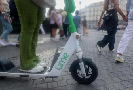 Madrid pone fecha a la retirada definitiva de los patinetes eléctricos de alquiler: el 25 de octubre