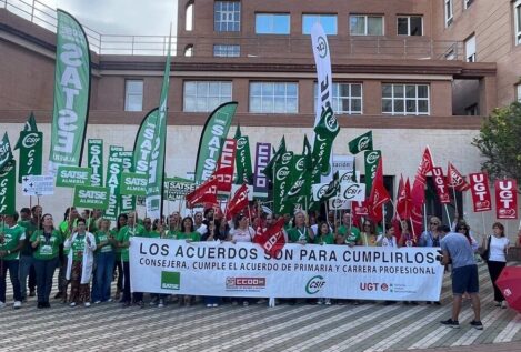 Cientos de profesionales urgen al Servicio Andaluz de Salud a «cumplir» los acuerdos