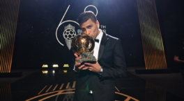 Rodri se convierte en el segundo español en ganar el Balón de Oro tras Luis Suárez en 1960