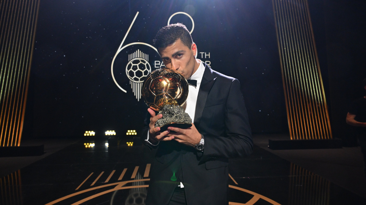 Rodri se convierte en el segundo español en ganar el Balón de Oro tras Luis Suárez en 1960