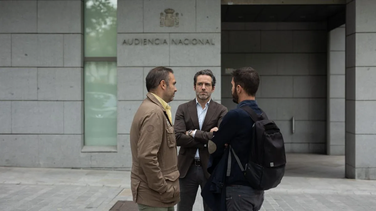 La Audiencia abre la puerta a investigar al PSOE por financiación ilegal si aparecen más pruebas