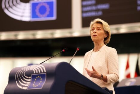 Von der Leyen 'copia' el 'modelo Meloni' y pide crear centros de deportación fuera de la UE