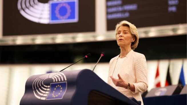 Von der Leyen 'copia' el 'modelo Meloni' y pide crear centros de deportación fuera de la UE