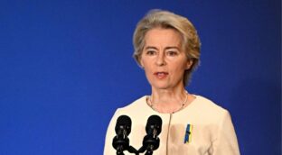 Bruselas sigue adelante con los aranceles al coche chino a pesar de la división en la UE