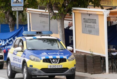 Matan a un hombre a tiros a plena luz del día en una terraza de Montgat (Barcelona)