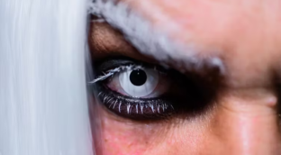 Las lentillas para Halloween pueden dar un susto a nuestros ojos