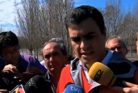 Rajoy recuerda el «¿qué coño tiene que pasar?» de Sánchez tras la crecida del Ebro de 2015
