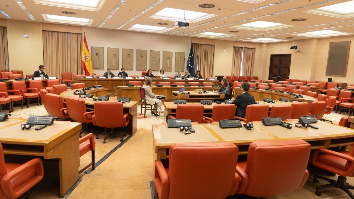 El Congreso avala a los 11 consejeros de RTVE sin el PP y con el rechazo de Vox