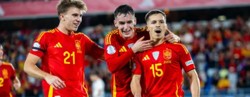 España cierra la Nations League con victoria ante Suiza