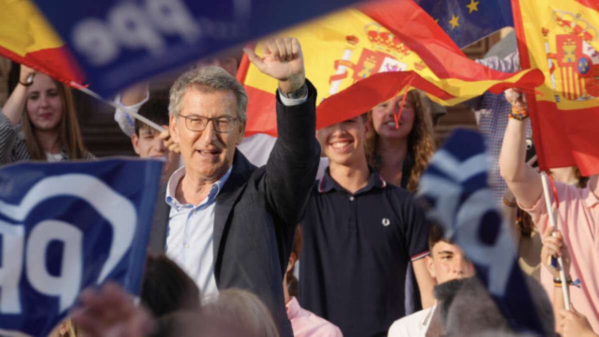 Feijóo llega a Valladolid con el objetivo de arrebatar al PSOE el poder en su peor momento