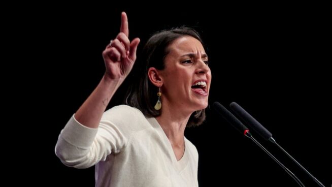 Irene Montero carga en su libro contra los periodistas que «lloraron» por Errejón