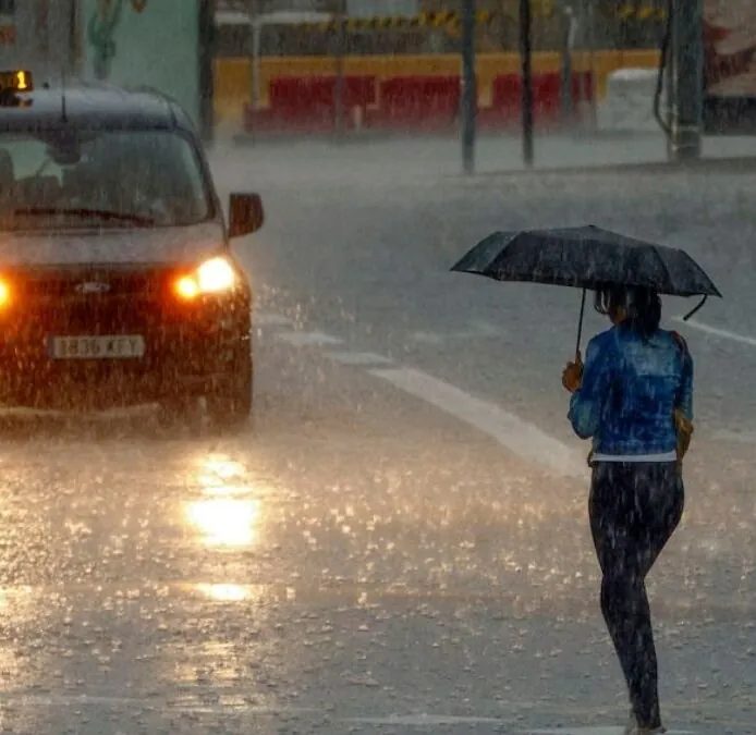 Cataluña recupera la normalidad tras el paso del temporal pero sigue en alerta amarilla por lluvia