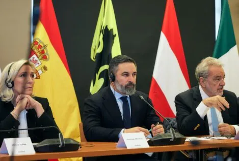 Abascal, elegido presidente de Patriotas, el nuevo partido europeo de Orban y Le Pen