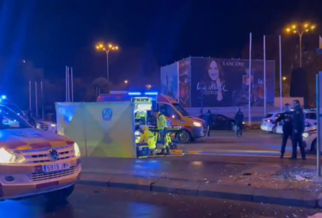 Muere un joven y otro resulta herido en un atropello en la plaza de Neptuno de Madrid