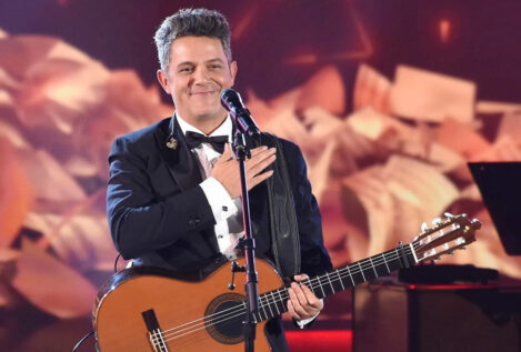 Subastan las guitarras de Estopa, Hombres G o Alejandro Sanz, en solidaridad por la DANA