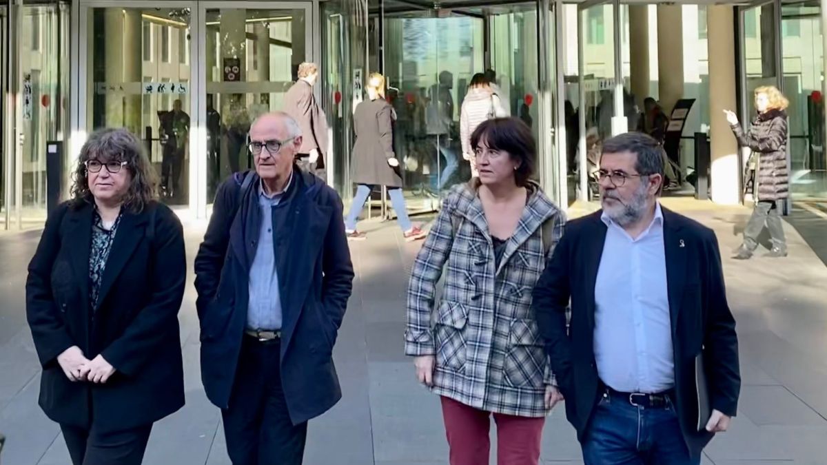 Una pericial de Mossos corrobora el espionaje con Pegasus a tres exdirigentes de la ANC