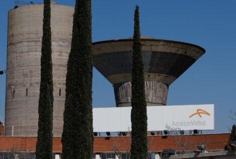 ArcelorMittal logró 1.607 millones de euros hasta septiembre, un 55,5% menos