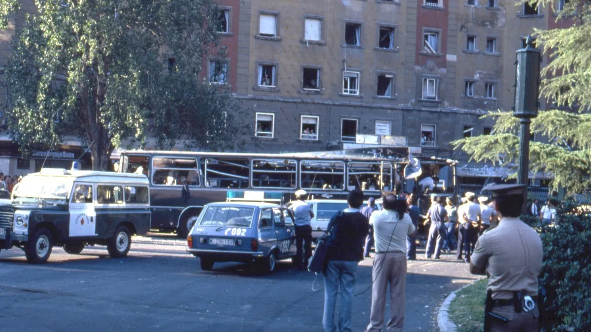 Asesinos, héroes y extrañados